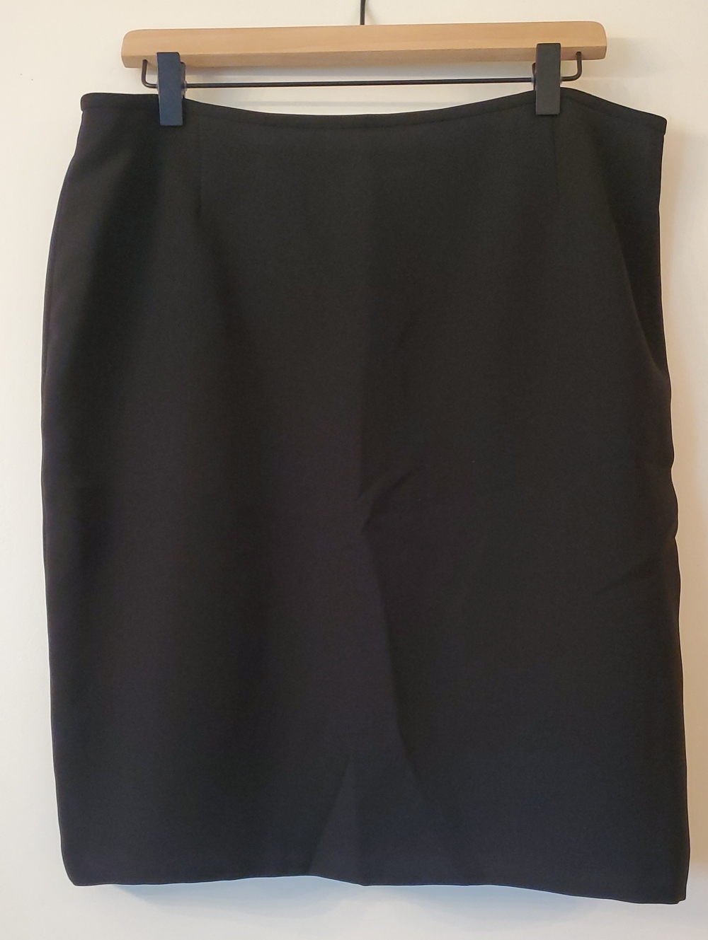Classic Black Pencil Skirt - Women's Professional Staple Tahari 14P